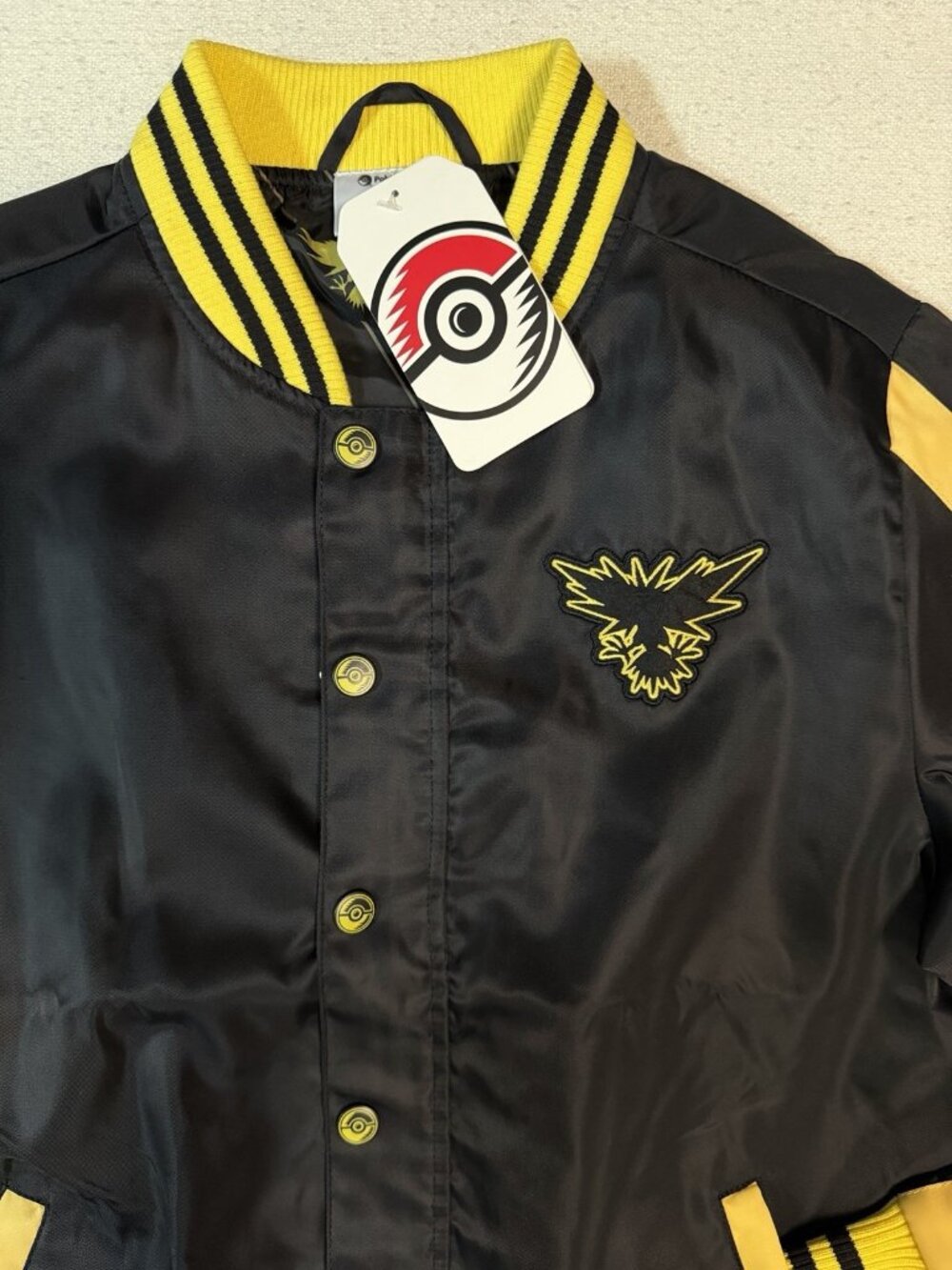 Pokemon Zapdos Snap button Insulated Adult Bomber Jacket - XS -Black /Yellow - Picture 10 of 12